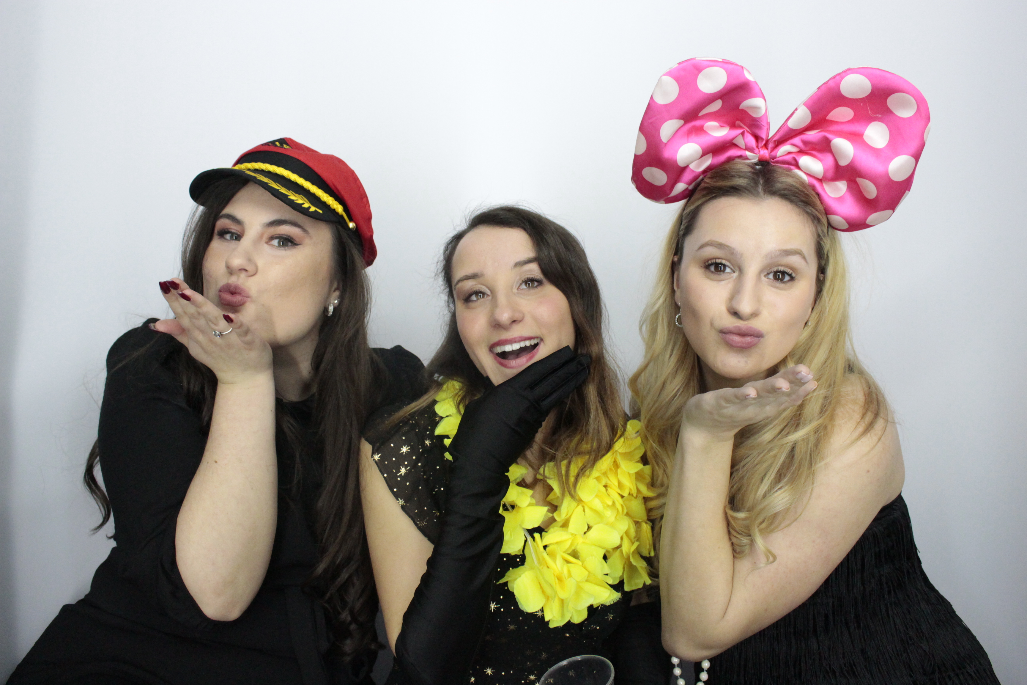 End of Year Party – Aviator  | View more photos from the event at gallery.myphotoboothexperience.co.uk/u/MyPhotoBoothExperienceLtd/End-of-Year-Party-–-Aviator